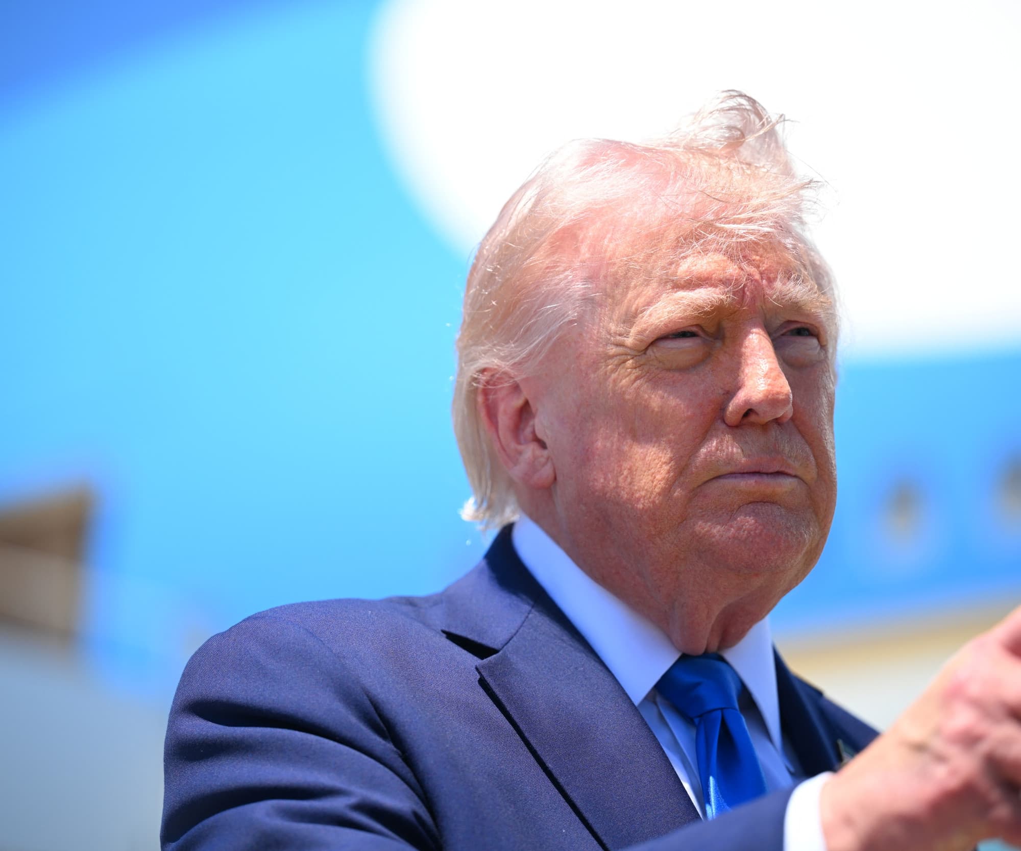 Trump avertit l'Iran alors que les pourparlers nucléaires stagnent et que les sanctions s'accumulent