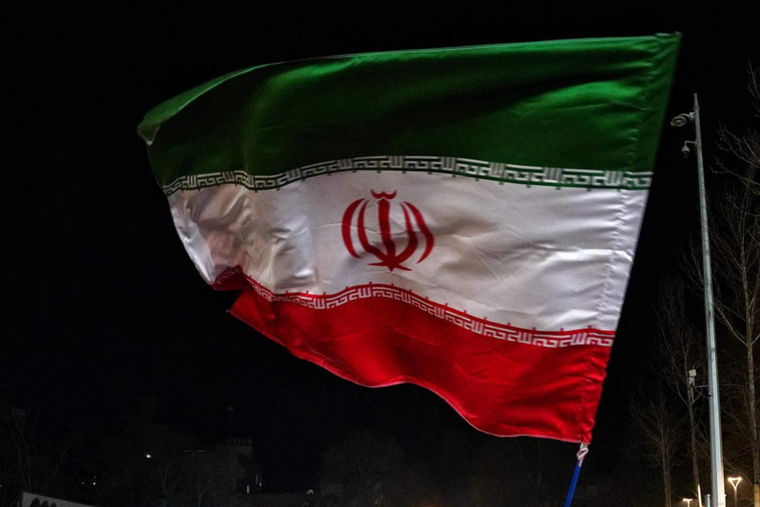Iran menace les États-Unis de représailles après des attaques sur ses pétroliers